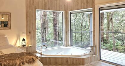 Rainforest weddings, events, retreats, Sleep 20 plus