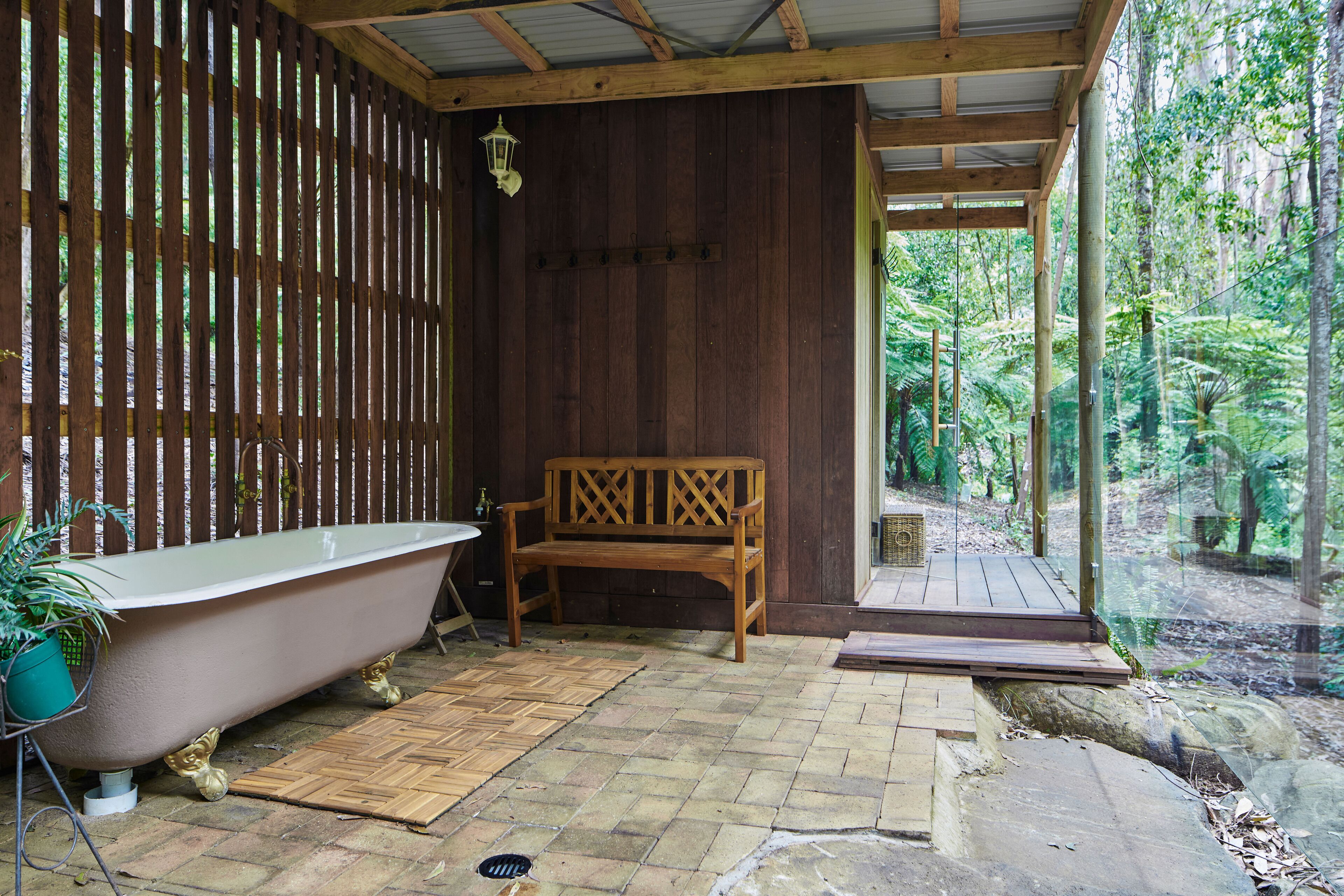 Connect with nature in the outdoor sauna and bathing area available for private hire