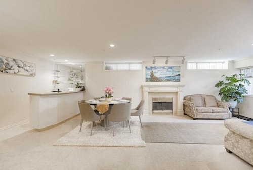 ❤️Comfy Home in Heart of Vancouver--Easy Access to Everything❤️