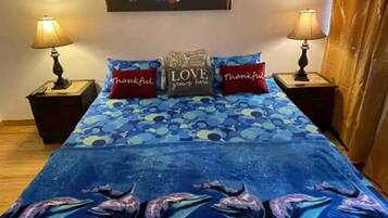 5 chambres, fer et planche Ă repasser, Wi-Fi, draps fournis