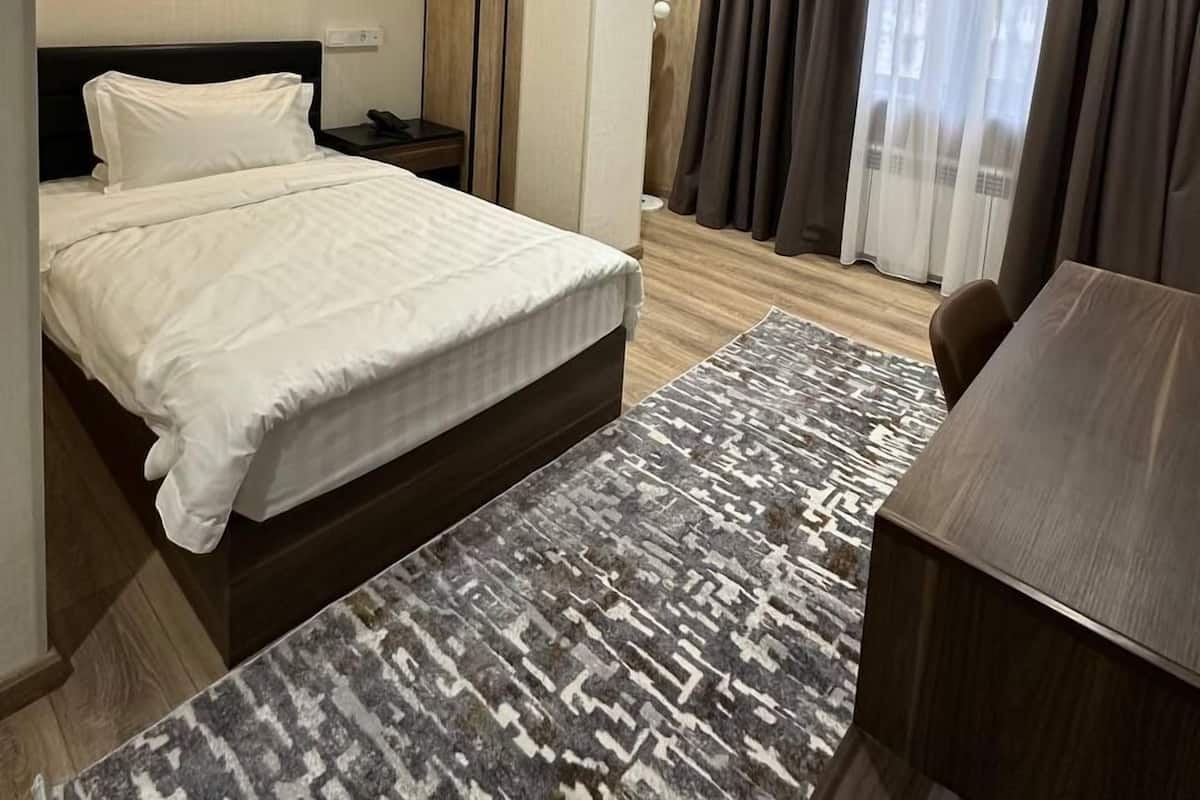 Superior Room, 1 Large Single Bed, Non Smoking, City View | In-room safe, desk, laptop workspace, blackout curtains