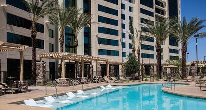 Studio Suite at 4 Star Resort Hotel Close to Strip!