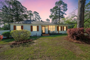 Cottage, House, Grass, Tree, Vegetation