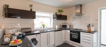 Cae Cloc - A 3 bed house in the heart of Rhosneigr