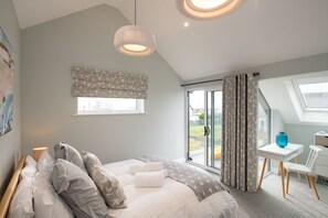 3 chambres, fer et planche à repasser, Wi-Fi gratuit