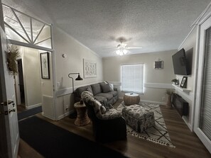 Chimenea y reproductor de DVD 