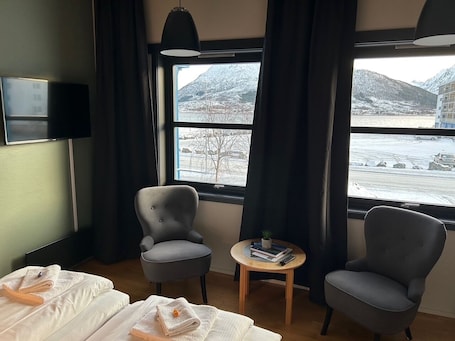 Chambre Classique, vue mer | Chambres insonorisées, Wi-Fi gratuit, draps fournis. Marina Hotel Sortland