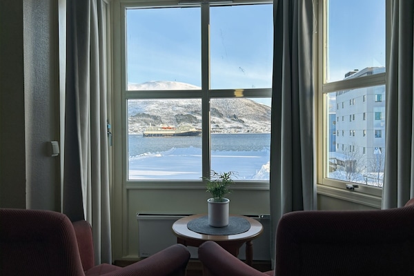 Rom – classic, sjøutsikt | Lydisolert, wi-fi (inkludert) og sengetøy