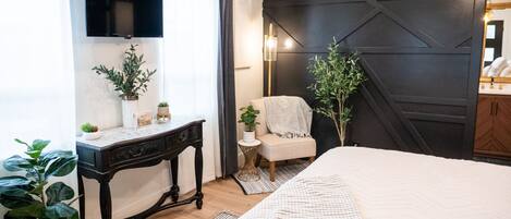 1 bedroom, desk, iron/ironing board, free WiFi