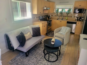 TV connectée, jeux vidéo, livres