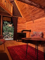 Televisión de pantalla plana, chimenea