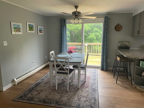 Charming Home with Deck overlooking Land Trust - Dog Friendly!