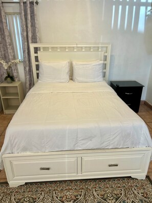 1 bedroom, iron/ironing board, free WiFi, bed sheets