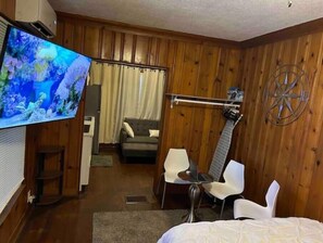 1 dormitorio, tabla de planchar con plancha, wifi gratis y ropa de cama