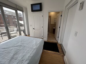 3 室のベッドルーム、アイロン / アイロン台、WiFi、ベッドシーツ