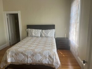 1 chambre, bureau, fer et planche à repasser, Wi-Fi
