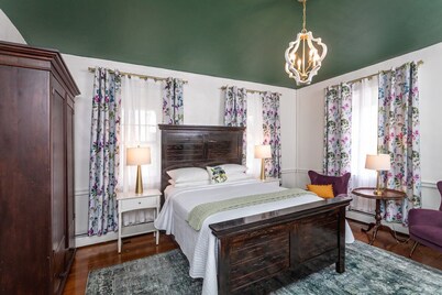Step Back in Time: Experience Charm and Comfort in Our Iris Room