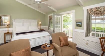 The Clover - Cottage