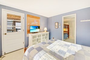 3 室のベッドルーム、アイロン / アイロン台、WiFi、ベッドシーツ