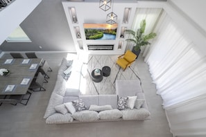 Smart TV, computer monitors - ChampionsGate 5BR | Pool, Spa & Resort Water Park (davenport)