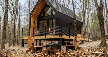 Modern Luxurious Cabin, Catskills - The Tiny Nook