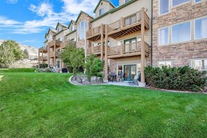 Exterior - MH 104 | Steps from Slopes & Trails (Eden)