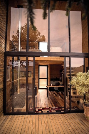 Deluxe Cabin, Mountain View | 1 bedroom, Egyptian cotton sheets, premium bedding. Rancho Denver