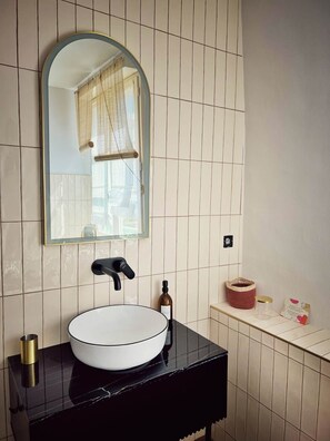 Haartrockner, Handtücher