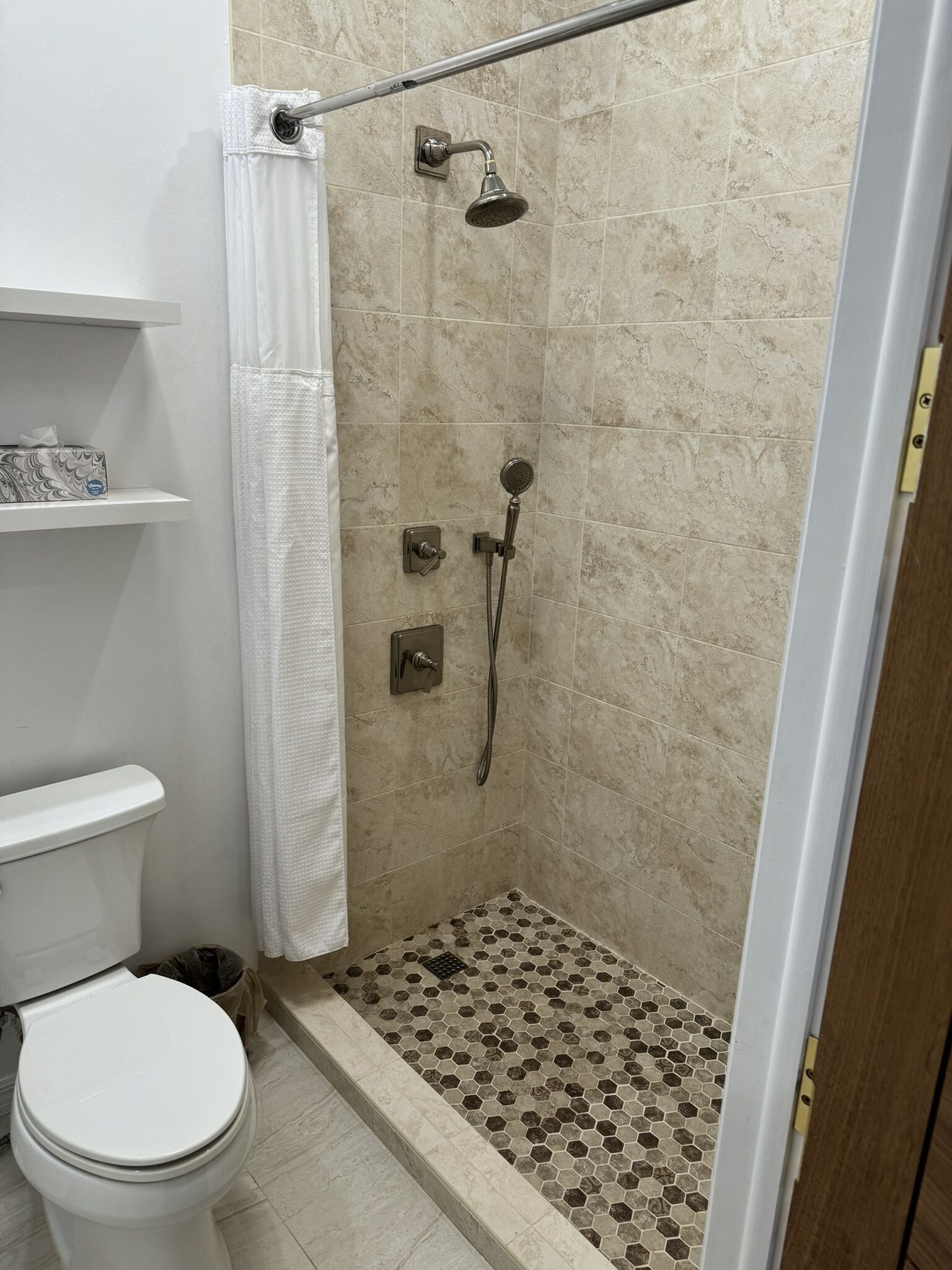 Shower, bidet, towels, soap