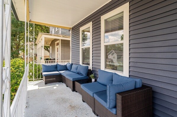 Terrace/patio - MerManor in Soda Pop District (Wilmington)