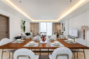 Luxury Apartment | Living area