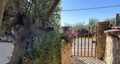 Villa Mimina with Barbecue and Parking