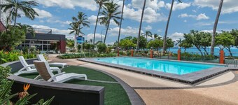 Studio 211-seaside Serenity: Your Perfect Retreat