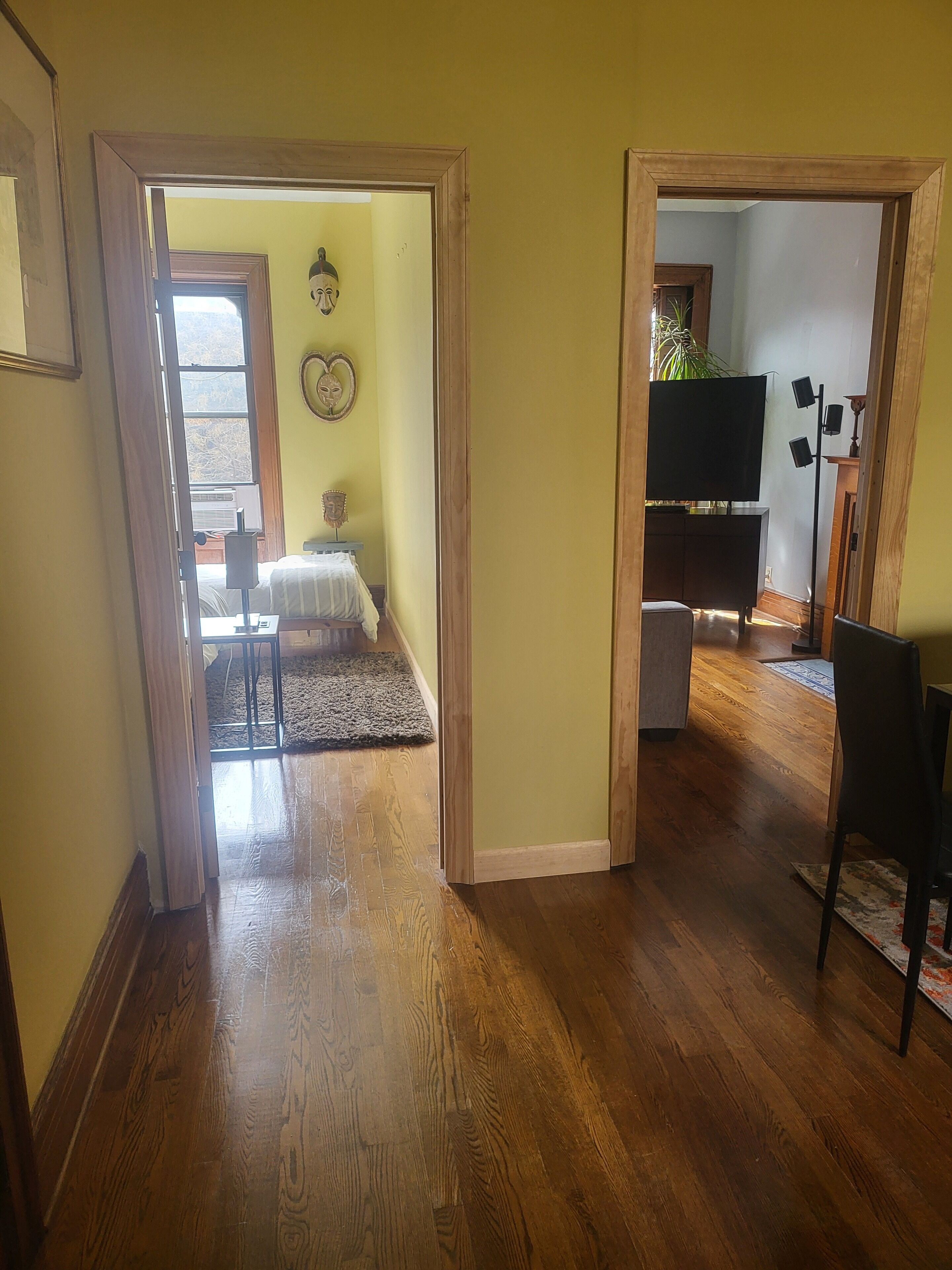 3 chambres, fer et planche à repasser, Wi-Fi, draps fournis