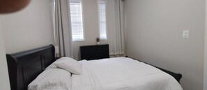1 chambre, bureau, lit parapluie, Wi-Fi