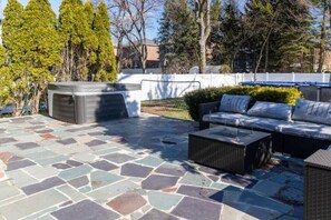 Terrace/patio - Lovely home 10 min away from NYC
 (Englewood Cliffs)