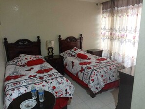 Phòng đôi hoặc 2 giường đơn cơ bản