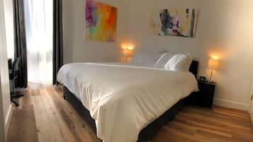 3 makuuhuonetta, silitysrauta/-lauta, Wi-Fi, vuodevaatteet