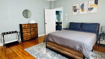 2 bedrooms, in-room safe, iron/ironing board, free WiFi