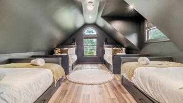 5 bedrooms, iron/ironing board, travel crib, WiFi