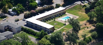 Econo Lodge Red Bluff CA