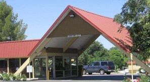 View from property - Travelodge by Wyndham Red Bluff South of Redding (Red Bluff)