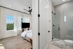 6 Schlafzimmer, Bügeleisen/Bügelbrett, Reisekinderbett, kostenloses WLAN