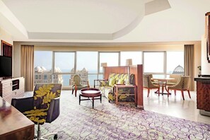 Living area - Qabila Westbay Hotel by Marriott (Doha)
