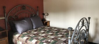 Uncle Nicolai's Inn