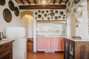 Refrigerador, microondas, parrilla de estufa y lavavajillas