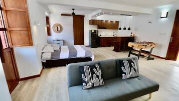 1 bedroom, free WiFi, bed sheets