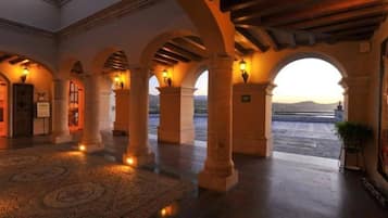 Condo de lujo | Vista al resort