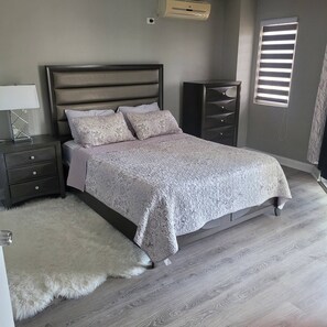 2 bedrooms, free WiFi, bed sheets - Caribbean Getaway (Diego Martin)