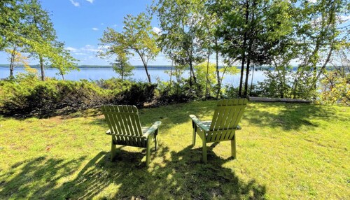 Charming Cottage: Affordable, Accessible, Close to GTA!